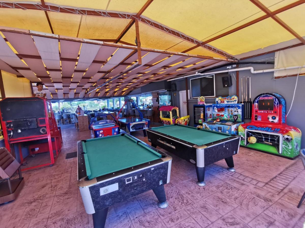 Sidari Waterpark Hotel Exterior photo